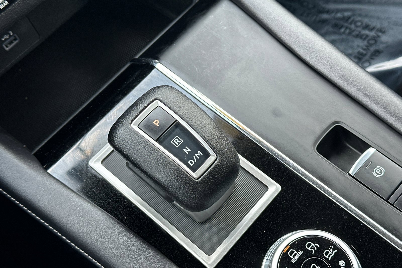 Used 2022 Mitsubishi Outlander ES image 25