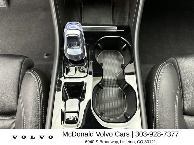 Certified 2023 Volvo XC40 B5 Ultimate w/ Protection Package Premier image 20