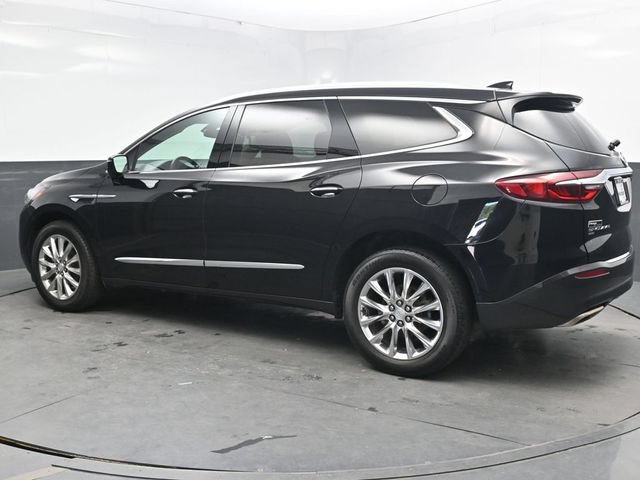 Used 2020 Buick Enclave Essence w/ Sound and Sites Package AWD/4WD image 4