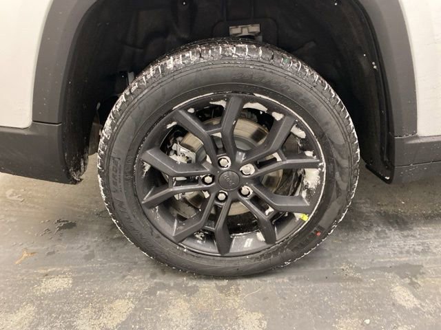 New 2025 Jeep Grand Cherokee L Limited image 37