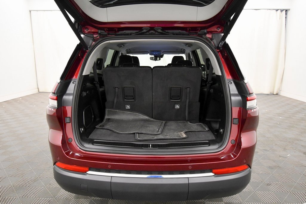 Used 2022 Jeep Grand Cherokee L Limited image 7