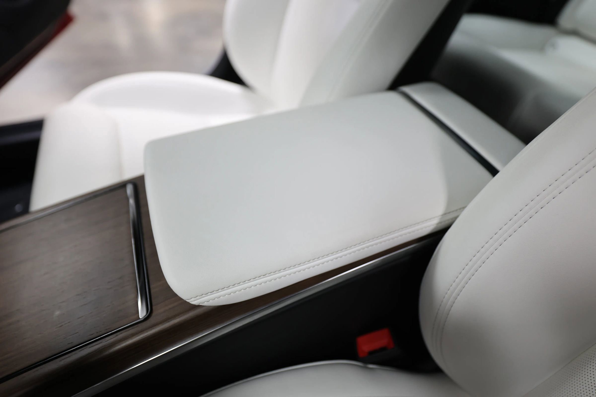 Used 2022 Tesla Model S Standard Range AWD/4WD image 33