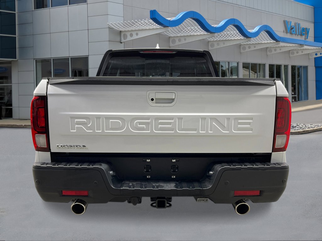 New 2026 Honda Ridgeline Black Edition image 4