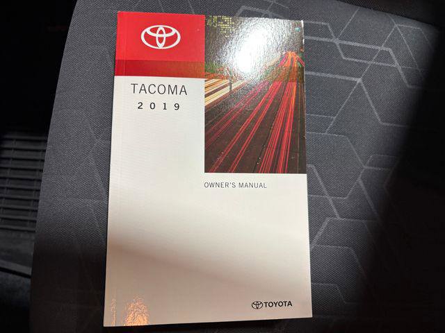 Certified 2019 Toyota Tacoma TRD Off-Road image 28