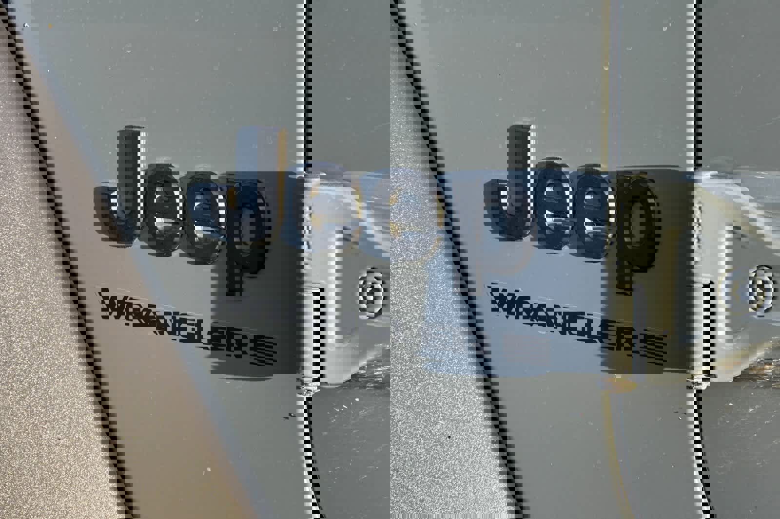 Used 2024 Jeep Wrangler Willys image 27