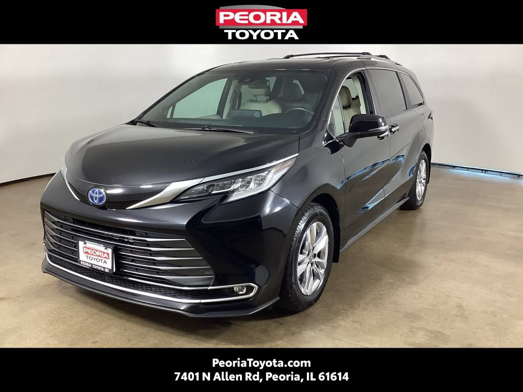 Used 2024 Toyota Sienna Limited AWD/4WD image 1