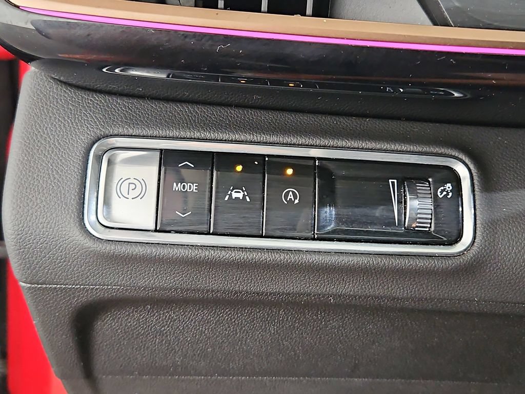 Certified 2025 Buick Envision Sport Touring AWD/4WD image 24