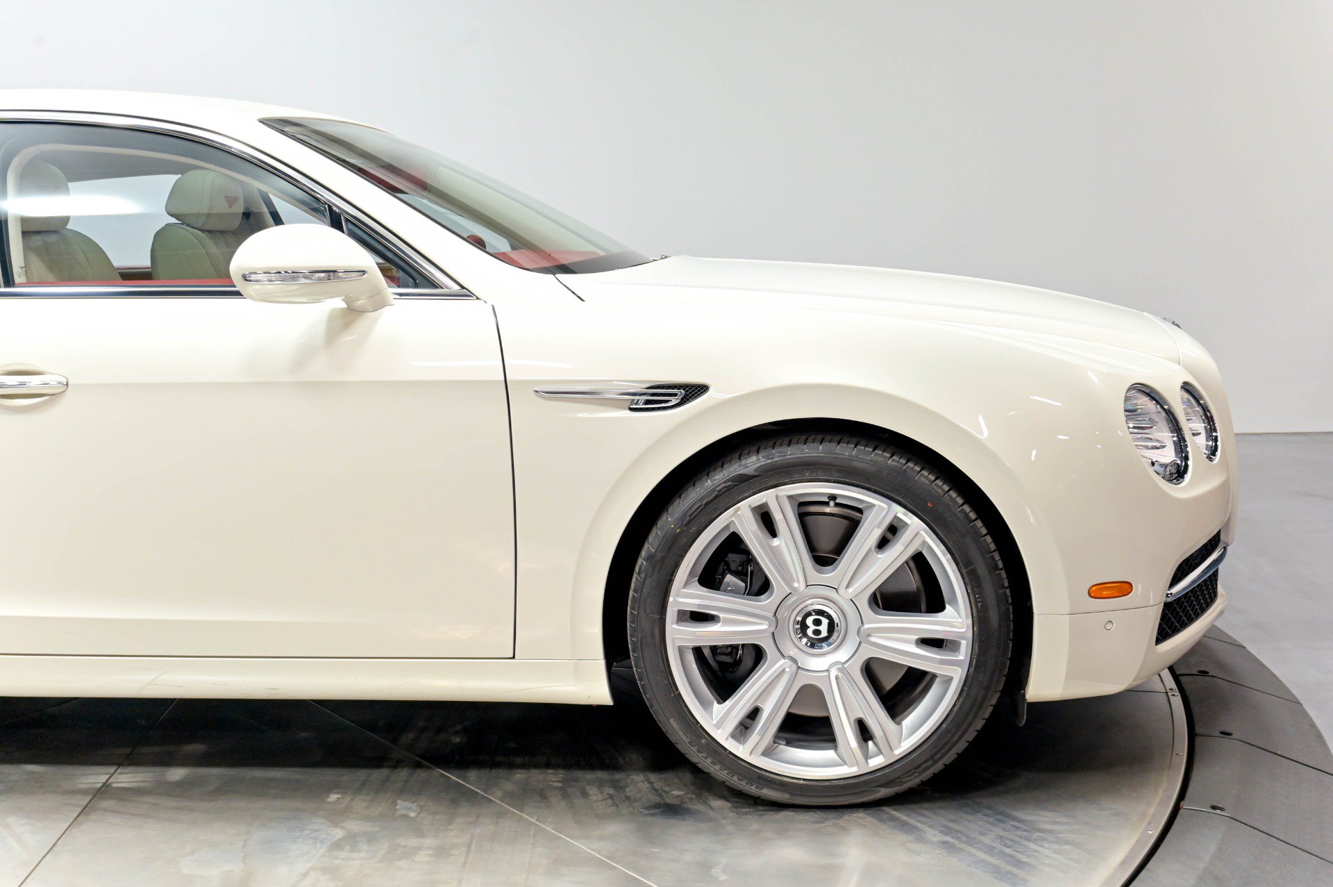 Used 2016 Bentley Flying Spur W12 AWD/4WD image 22