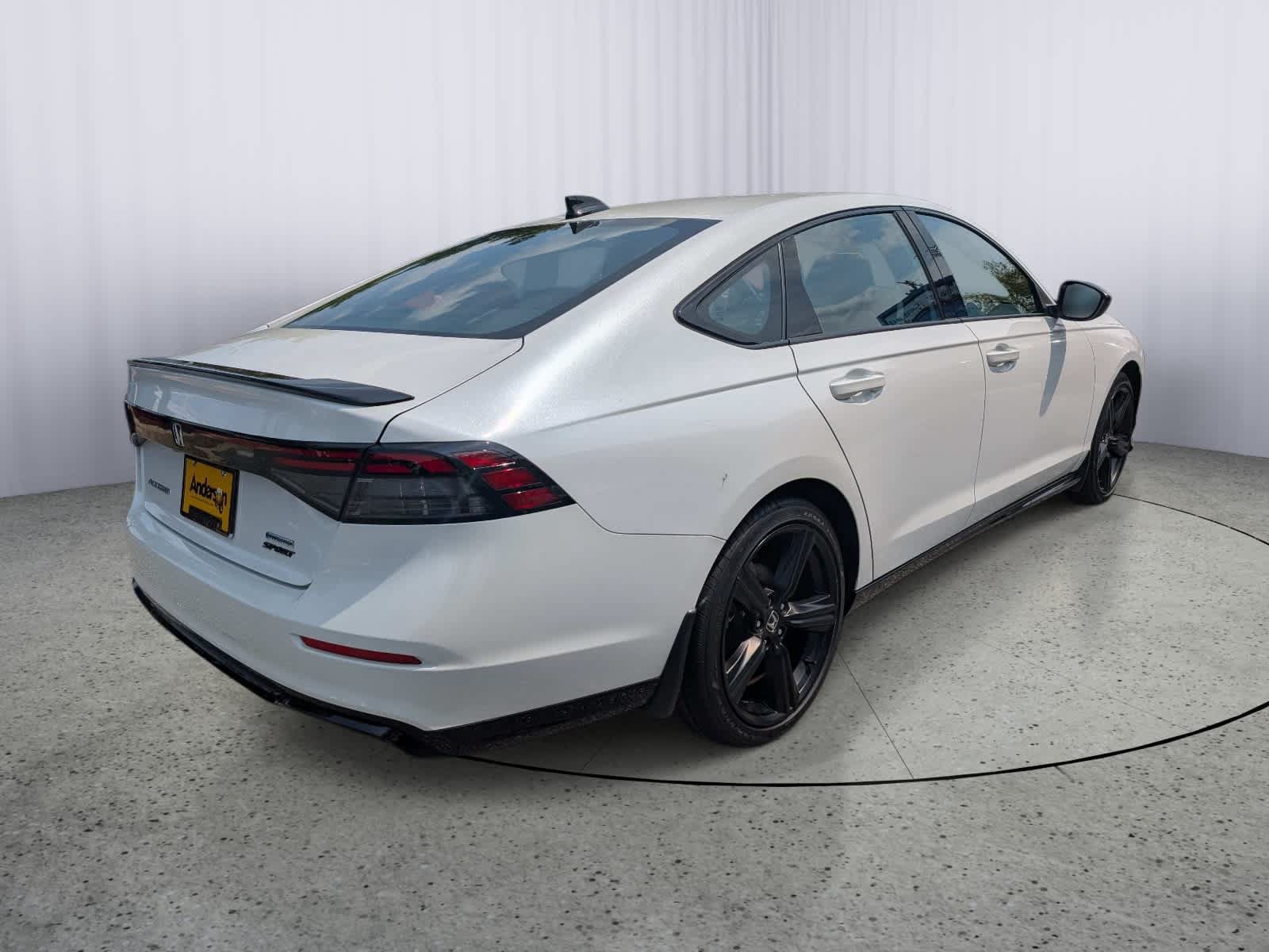 Used 2023 Honda Accord Sport image 3