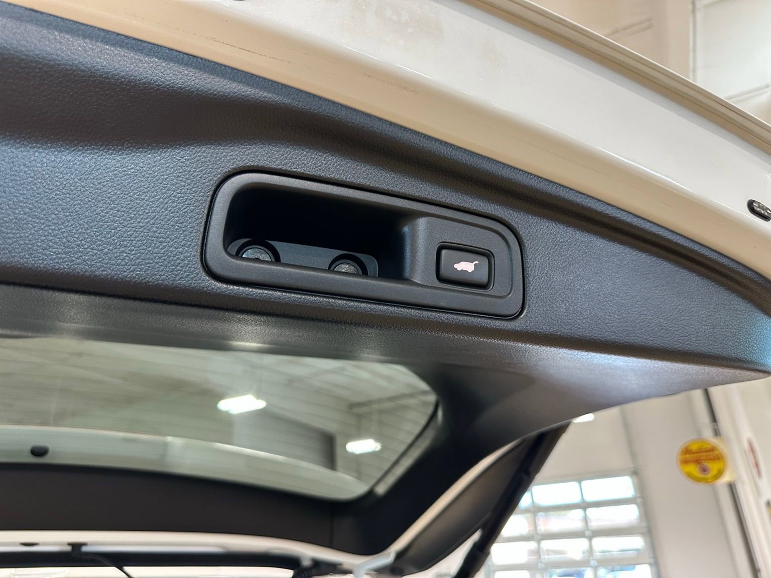 Used 2020 Honda Pilot Elite image 54