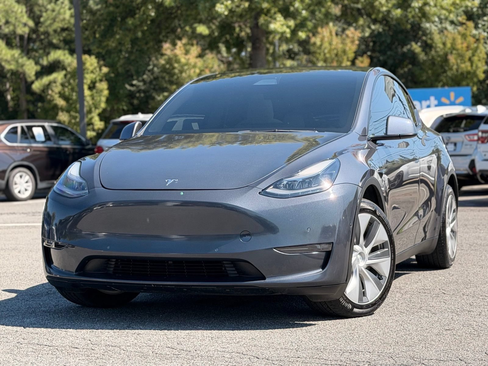 Used 2021 Tesla Model Y Long Range AWD/4WD image 1