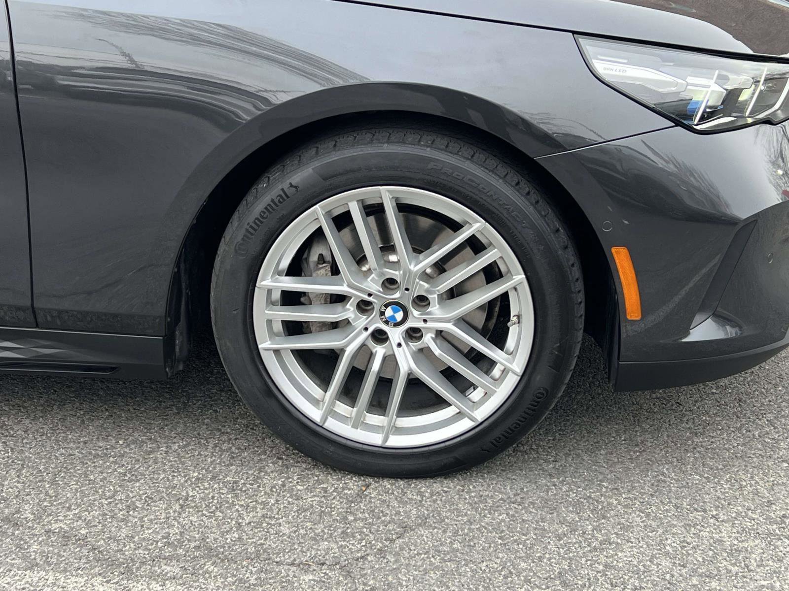 Used 2024 BMW 530i xDrive w/ Premium Package image 10