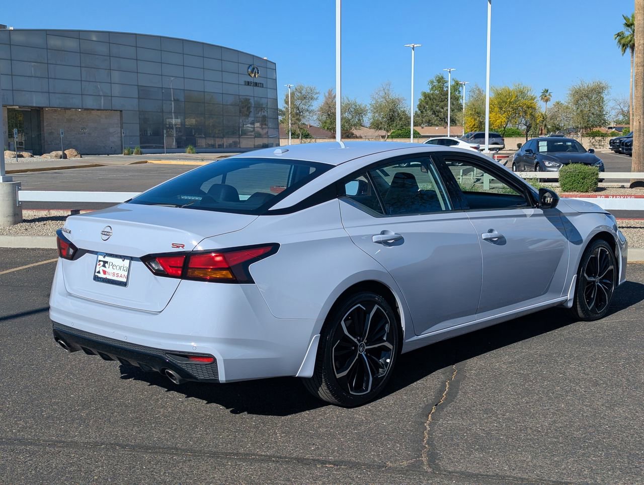 Certified 2025 Nissan Altima 2.5 SR image 7