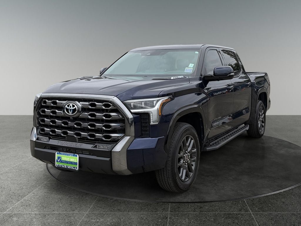 Used 2022 Toyota Tundra Platinum AWD/4WD image 3
