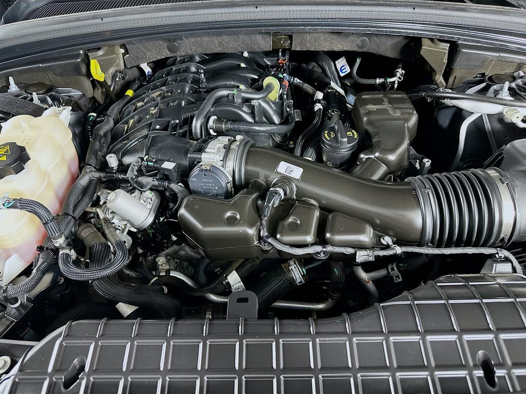 Certified 2025 Jeep Grand Cherokee Limited w/ MOPAR Finishing Package image 41
