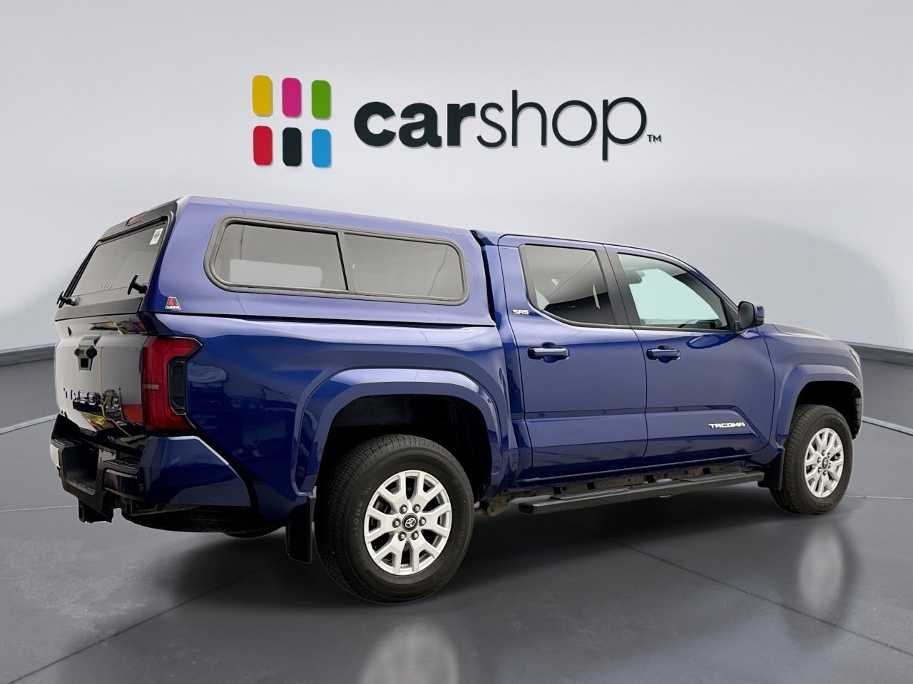 Used 2024 Toyota Tacoma SR5 AWD/4WD image 5
