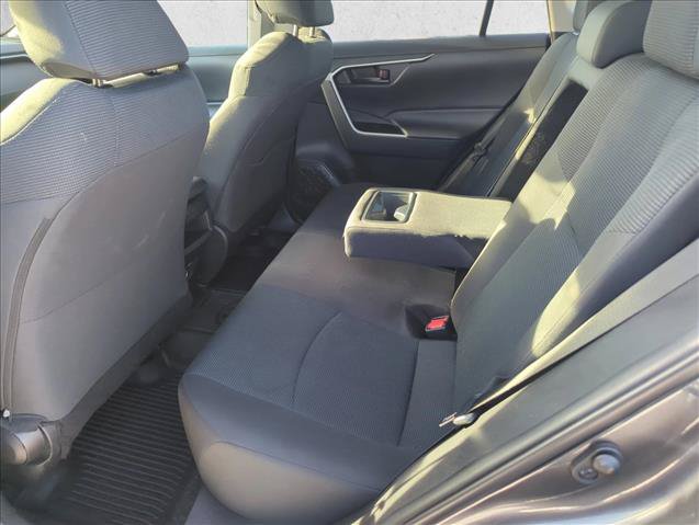 Certified 2021 Toyota RAV4 LE FWD image 8