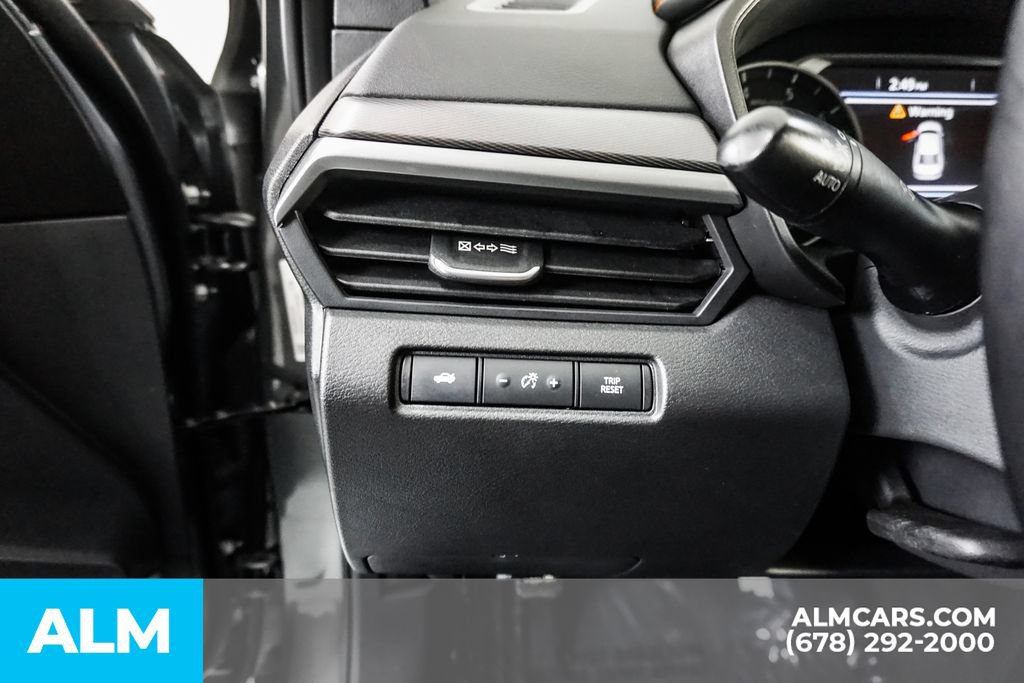 Used 2025 Nissan Altima 2.5 SR FWD image 36