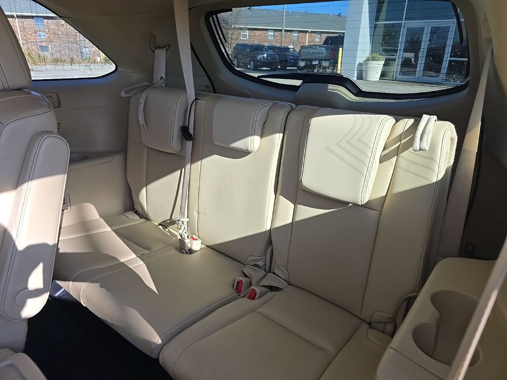 Used 2016 Toyota Highlander Limited image 27