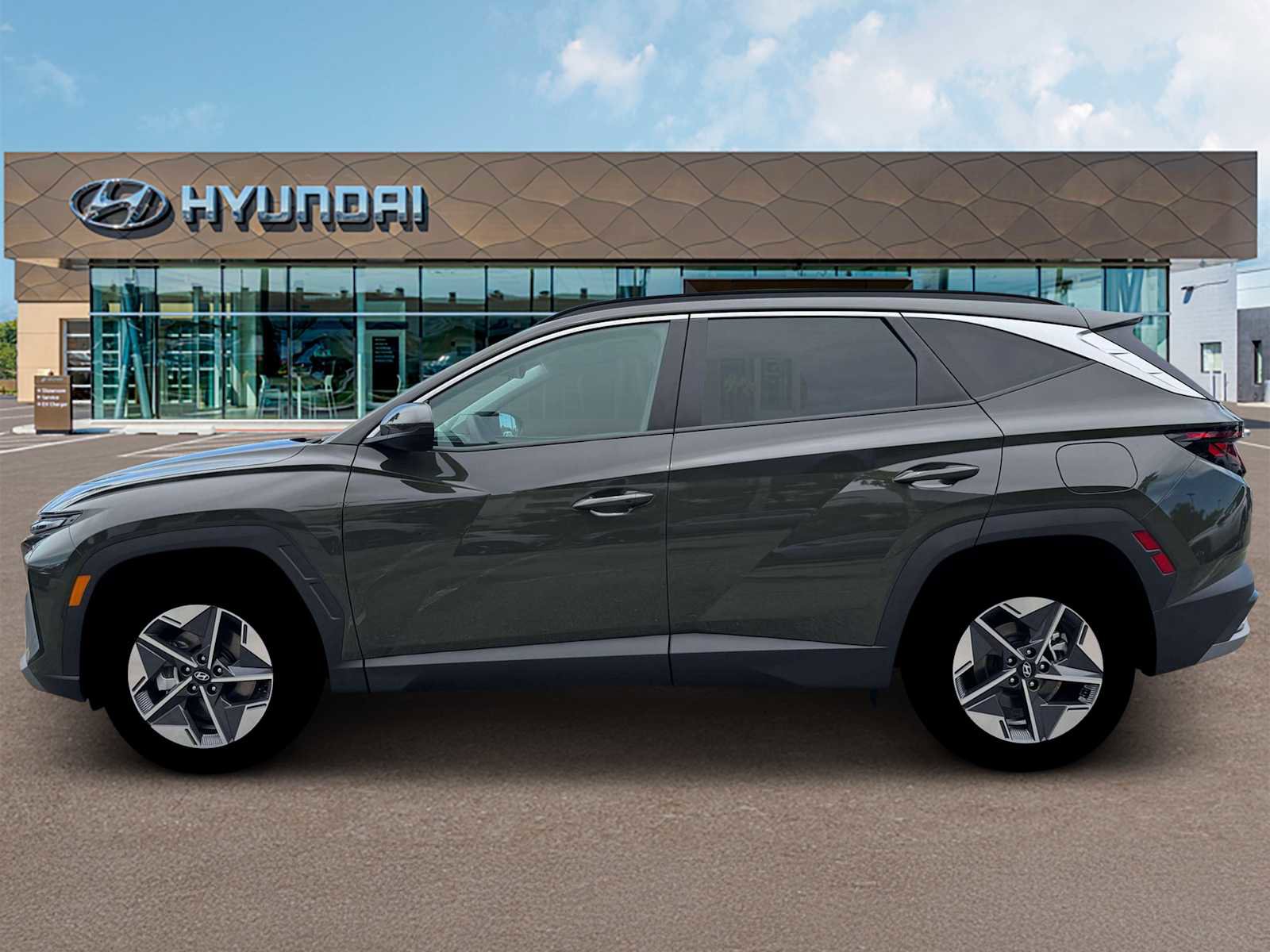 New 2026 Hyundai Tucson SEL image 3