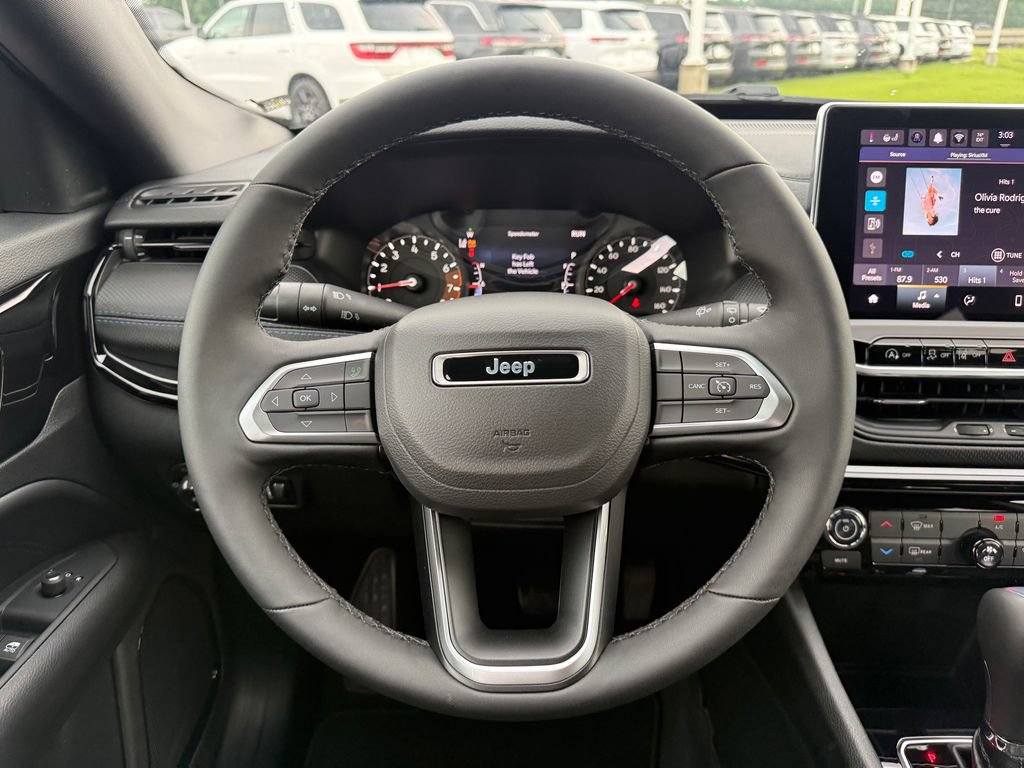New 2026 Jeep Compass Latitude AWD/4WD image 9