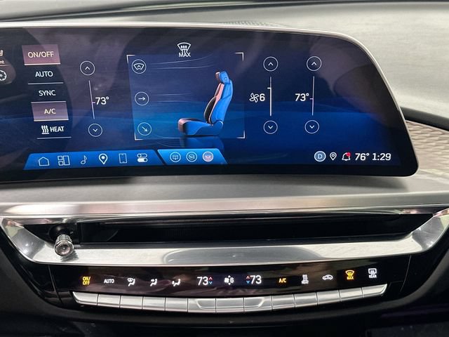 Used 2024 Cadillac Lyriq Luxury AWD/4WD image 14
