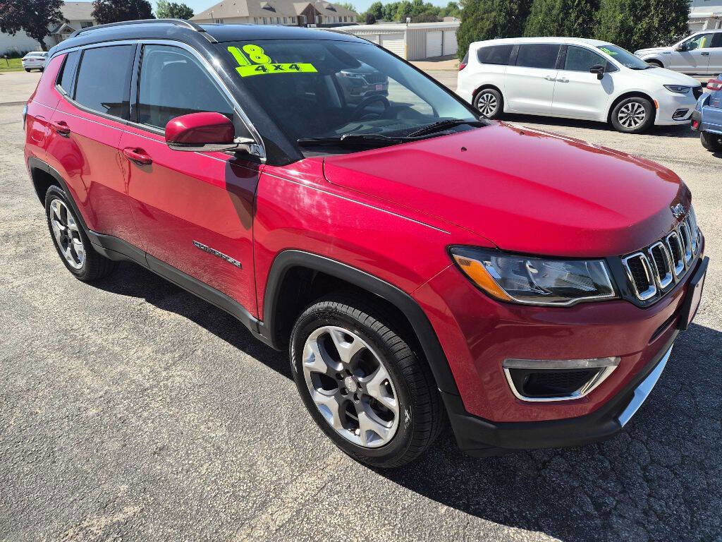 Used 2018 Jeep Compass Limited AWD/4WD image 1
