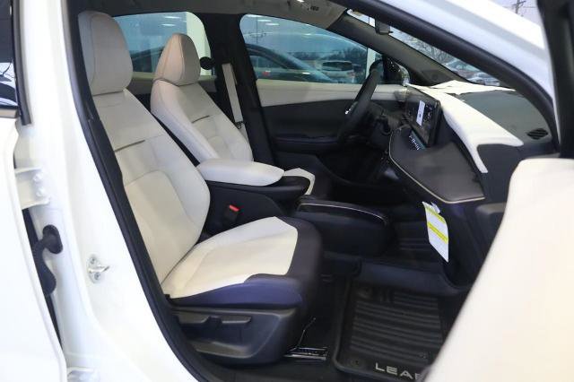 New 2026 Nissan Leaf SV+ w/ Floor Mat Package (SV+) image 23