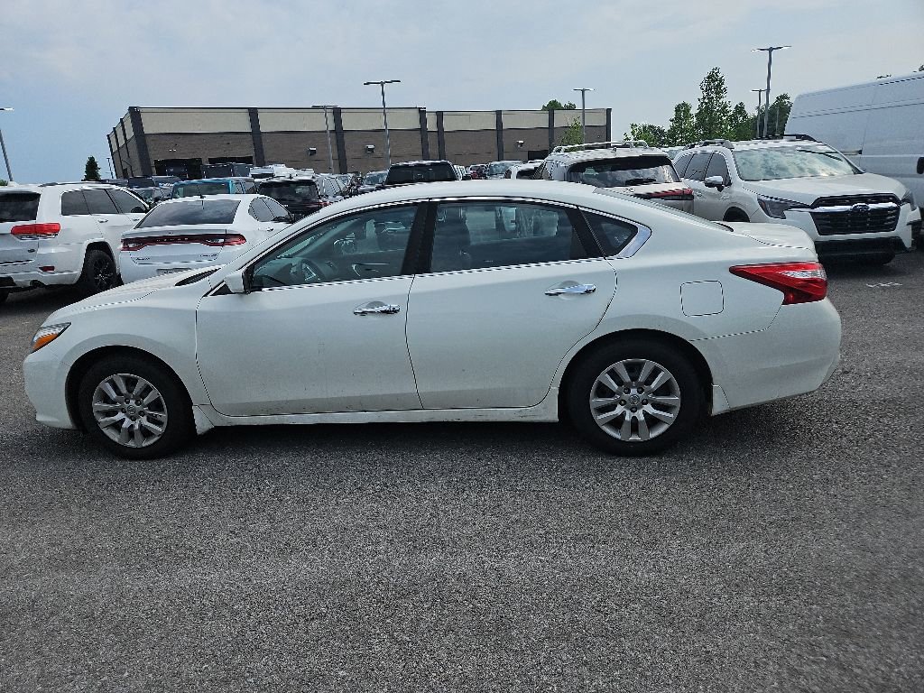Used 2016 Nissan Altima 2.5 S FWD image 4