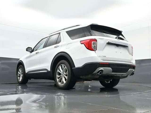 Used 2023 Ford Explorer Limited w/ Equipment Group 301A AWD/4WD image 27