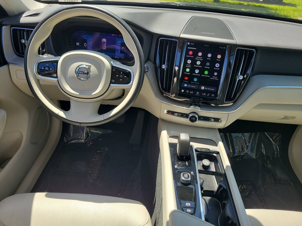 Used 2023 Volvo XC60 B5 Plus w/ Protection Package Premier FWD image 27