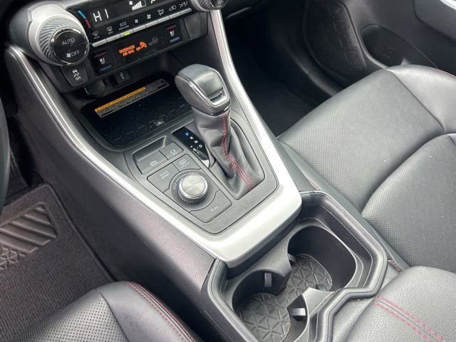 Used 2021 Toyota RAV4 XSE w/ Premium Package image 25