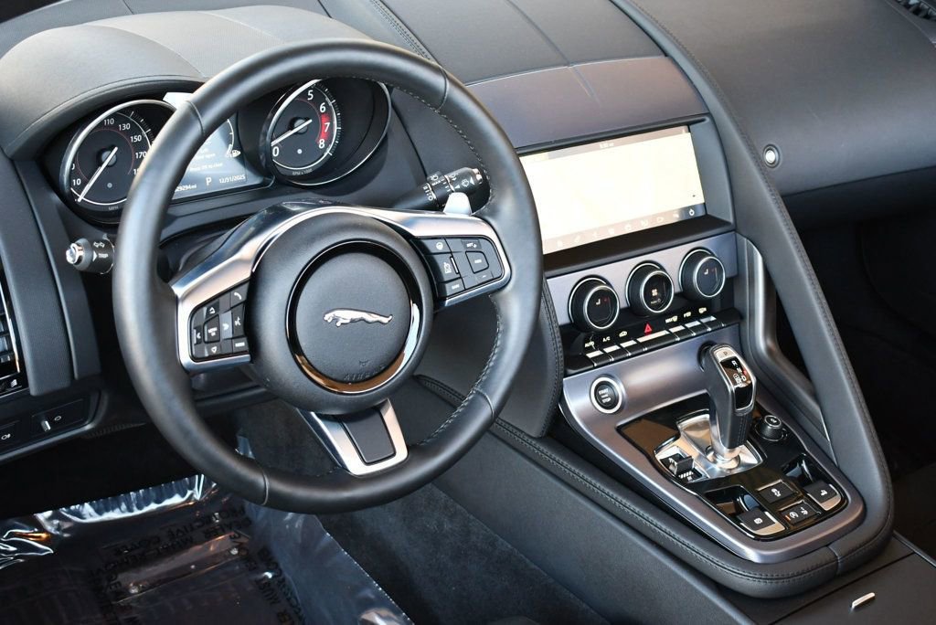 Used 2019 Jaguar F-TYPE Convertible image 47