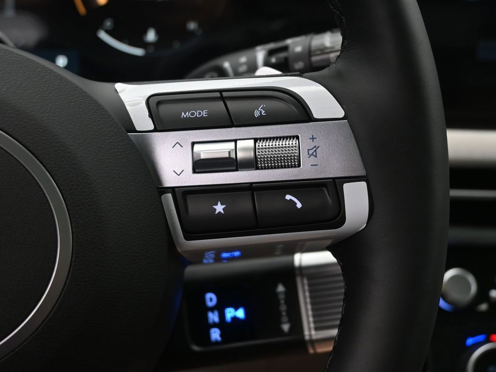 New 2025 Hyundai Tucson Limited image 13