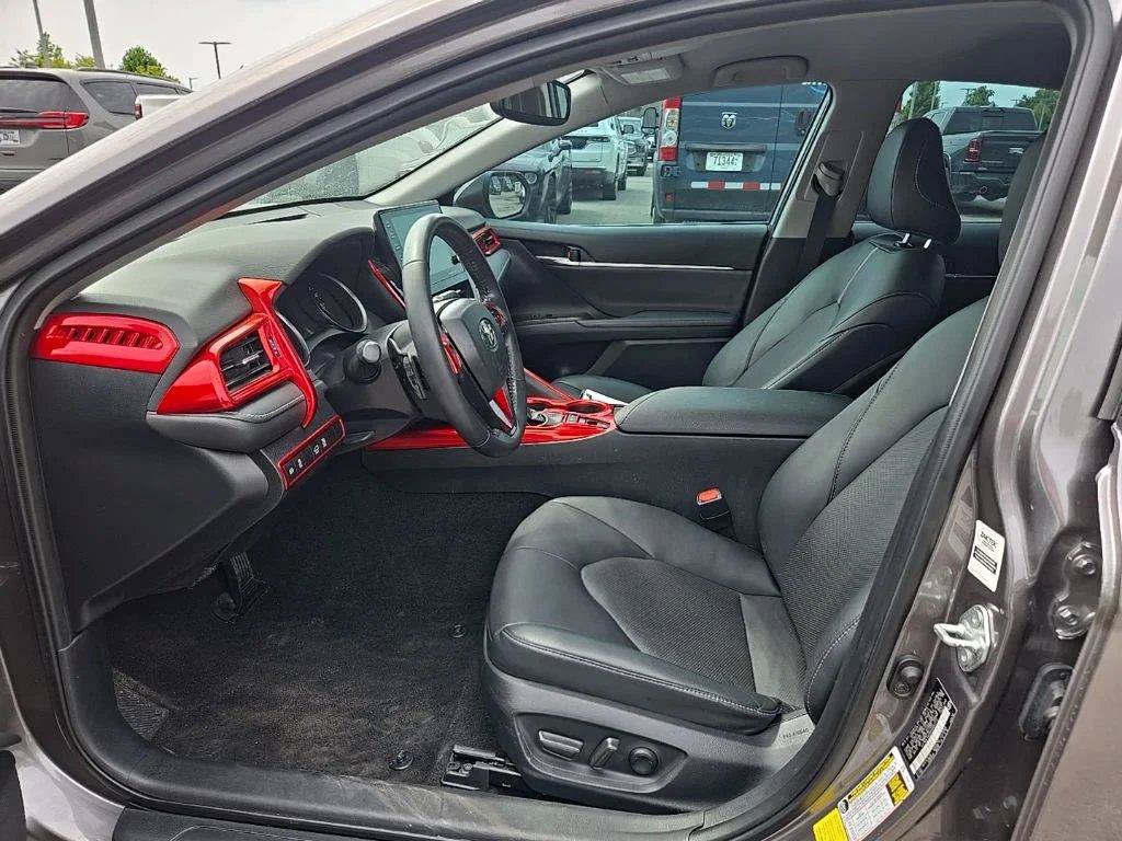 Used 2023 Toyota Camry XSE FWD image 15