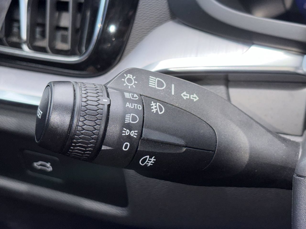 Used 2024 Volvo S60 B5 Core AWD/4WD image 10
