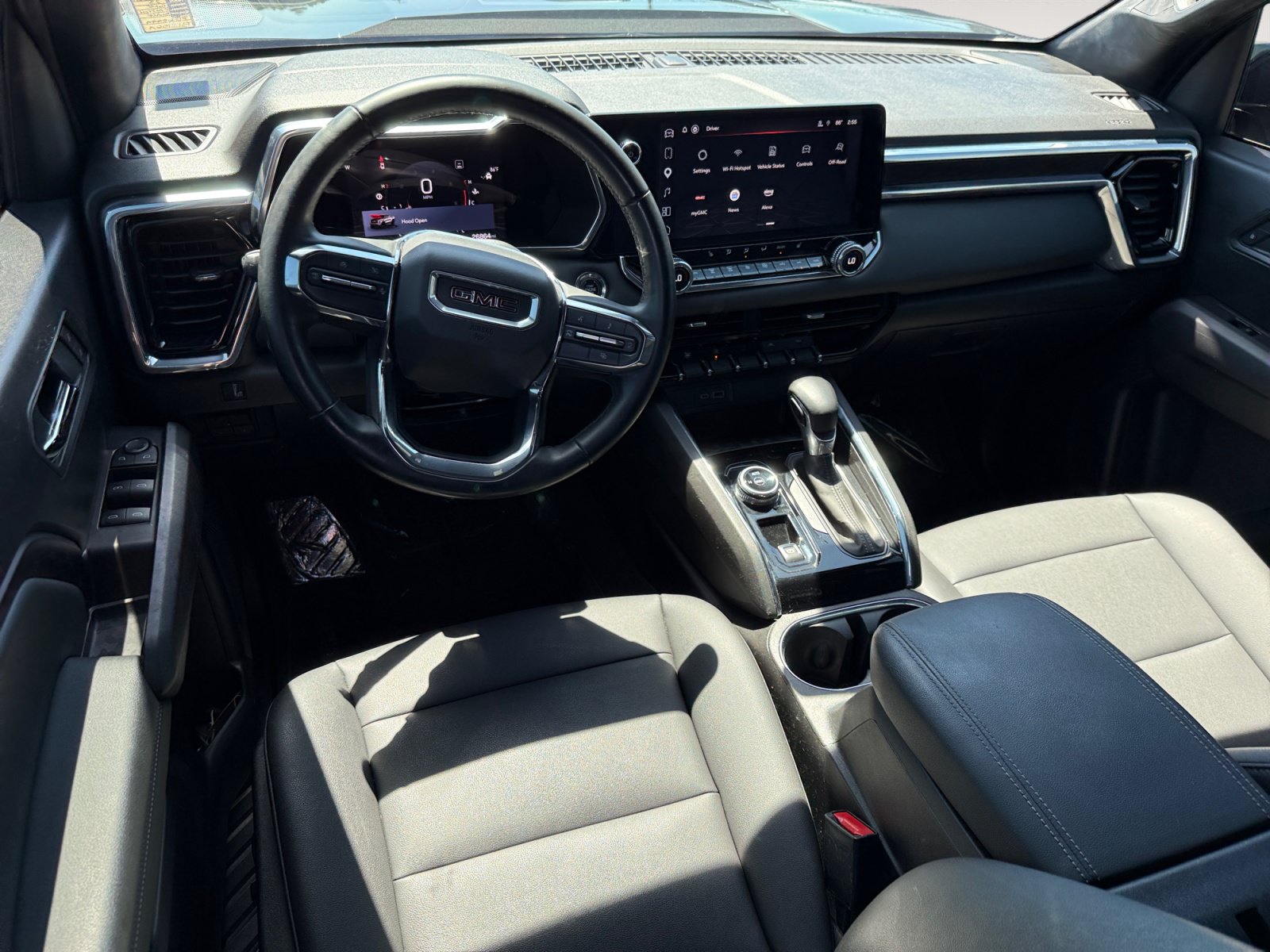 Used 2023 GMC Canyon Elevation w/ Elevation Premium Package AWD/4WD image 15