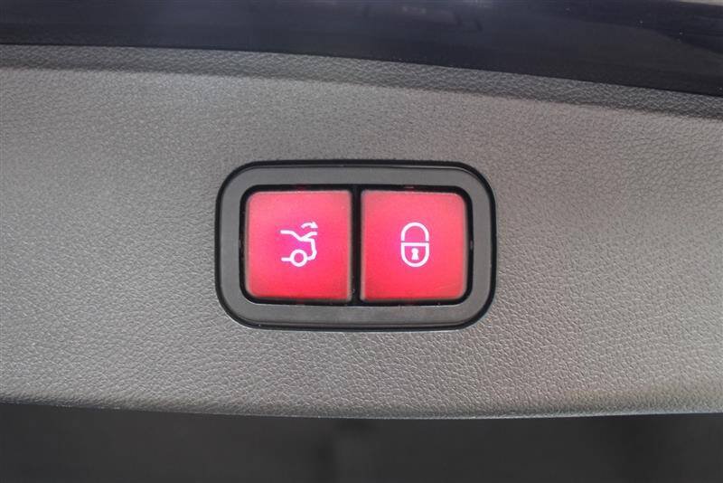 Used 2015 Mercedes-Benz E 63 AMG S-Model image 29