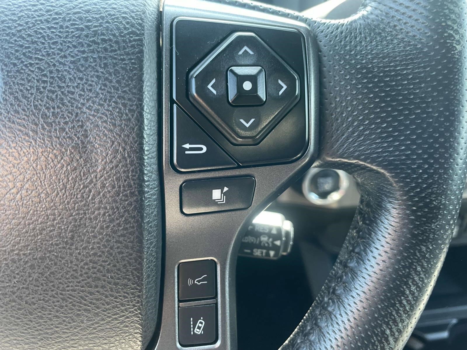 Used 2023 Toyota Tacoma TRD Sport AWD/4WD image 20
