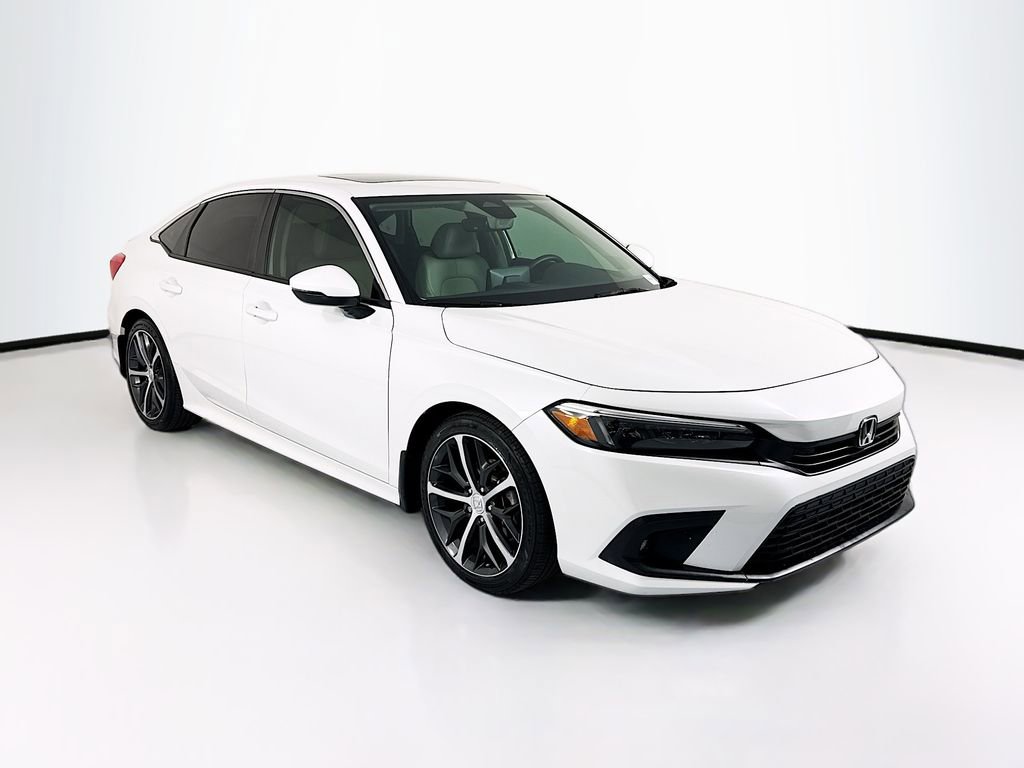 Used 2024 Honda Civic Touring image 3