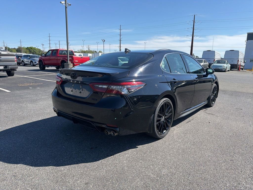 Used 2024 Toyota Camry XSE FWD image 5