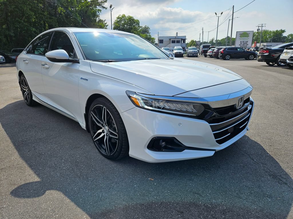 Used 2022 Honda Accord Touring image 3