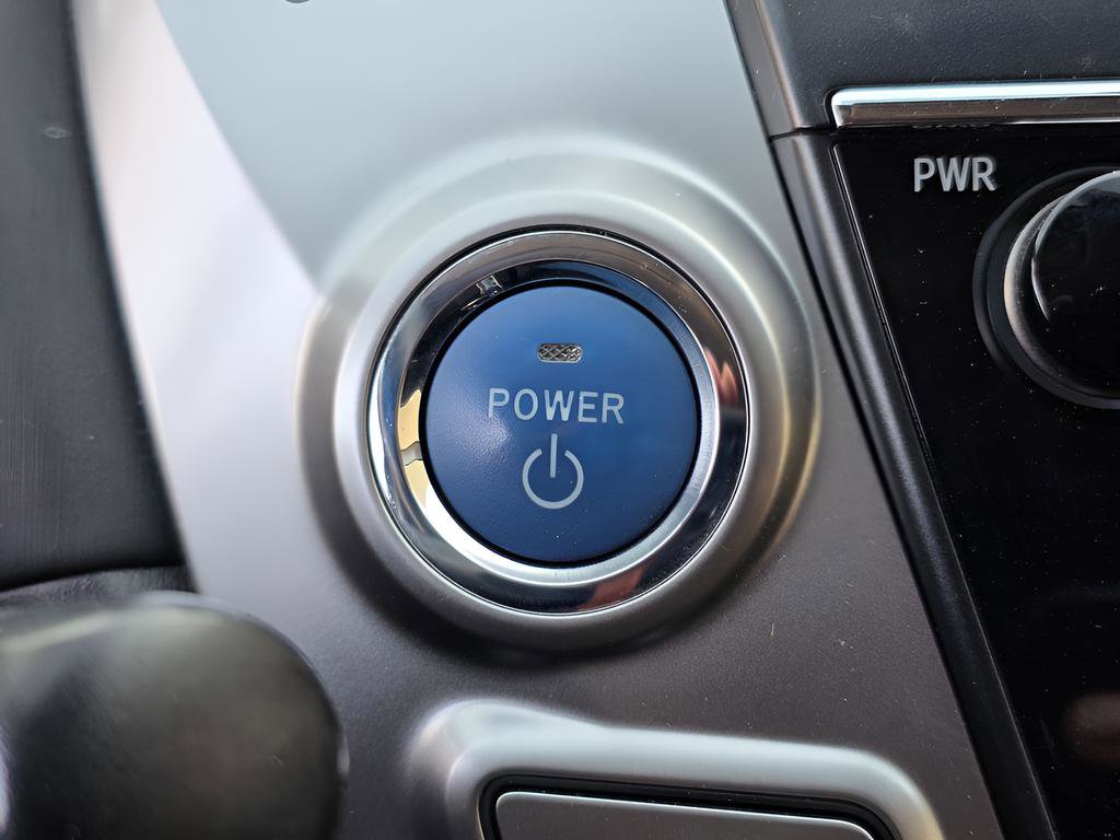 Used 2015 Toyota Prius V Two image 26