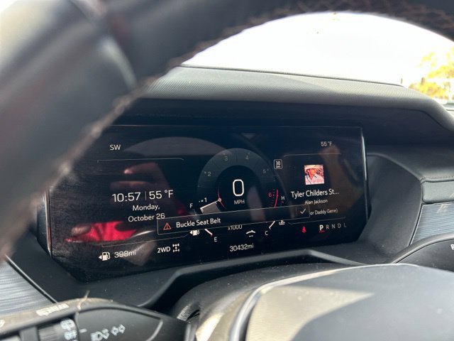 Used 2025 GMC Acadia AT4 w/ Luxury Package AWD/4WD image 37