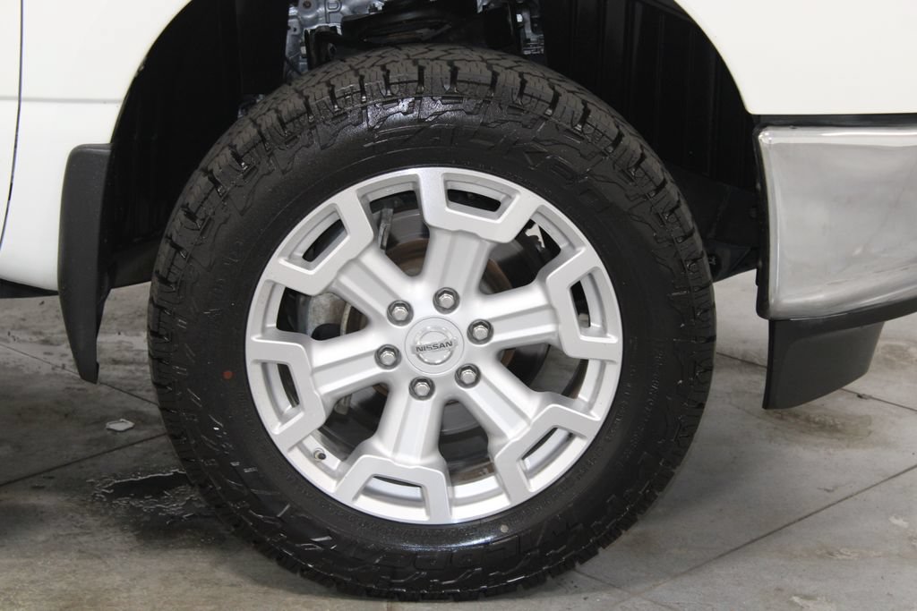 Used 2017 Nissan Titan SL RWD image 12