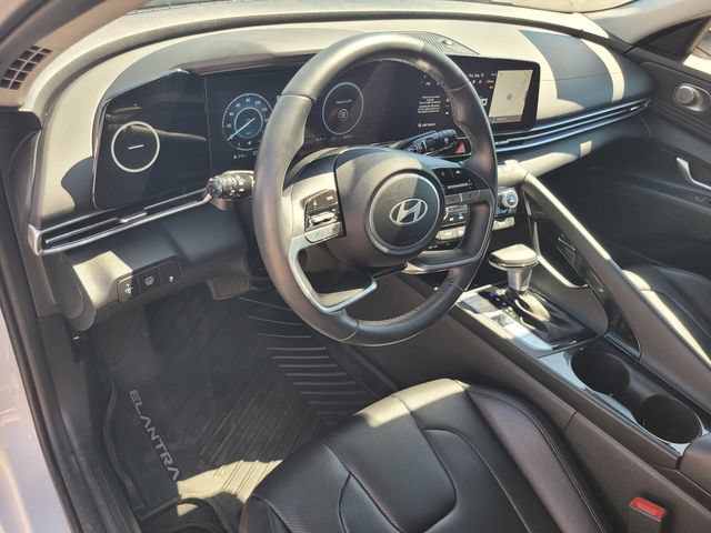 Used 2024 Hyundai Elantra Limited FWD image 9