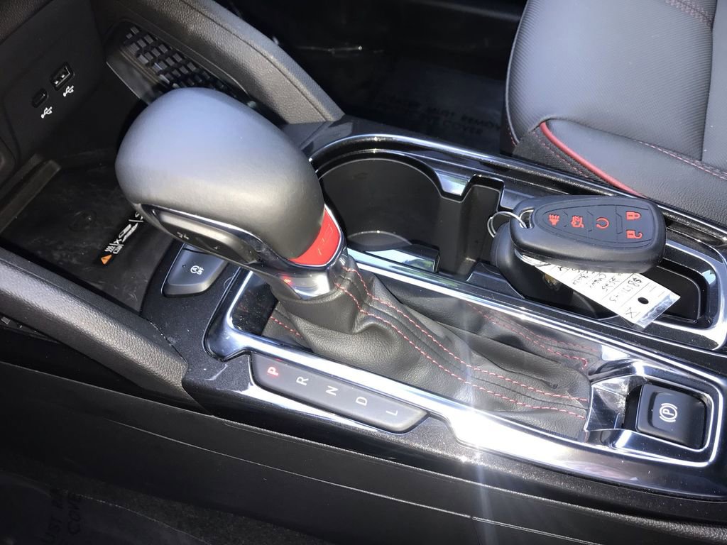 Used 2025 Chevrolet TrailBlazer RS w/ Convenience Package AWD/4WD image 18