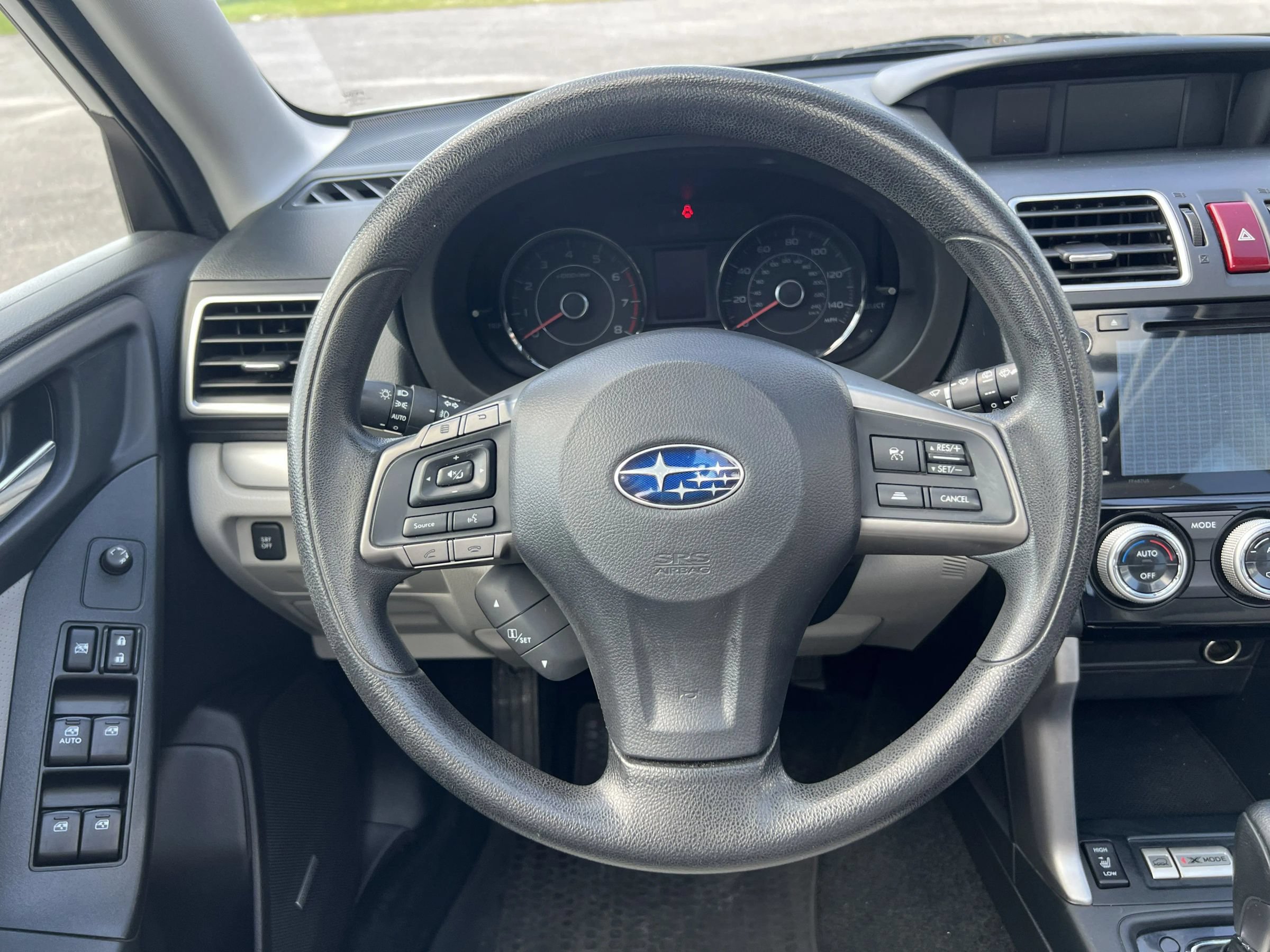 Used 2016 Subaru Forester 2.5i Touring w/ Eyesight & Navigation System AWD/4WD image 25