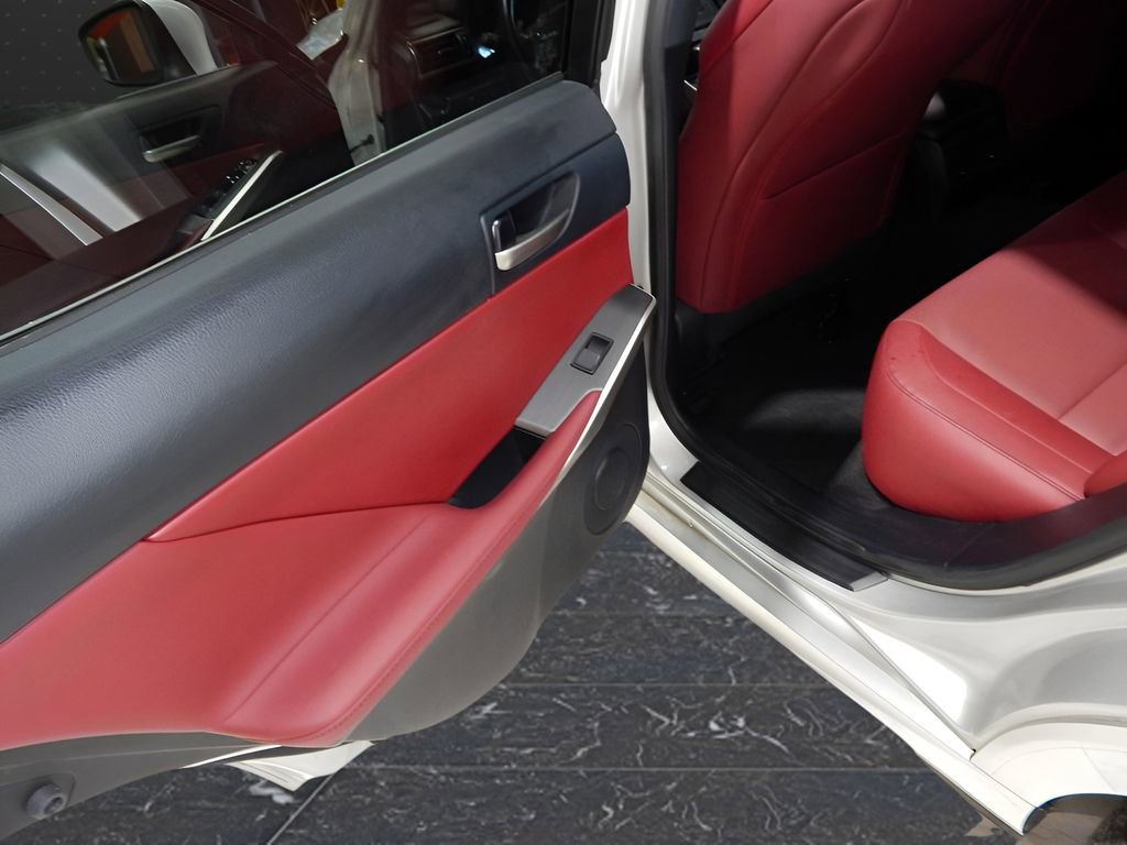 Used 2019 Lexus IS 300 F Sport image 23
