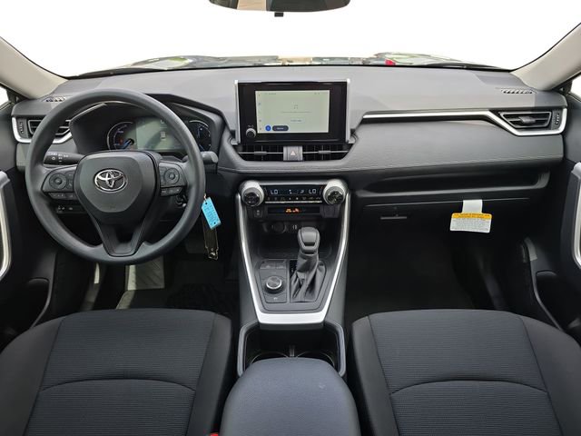 Used 2025 Toyota RAV4 LE image 9